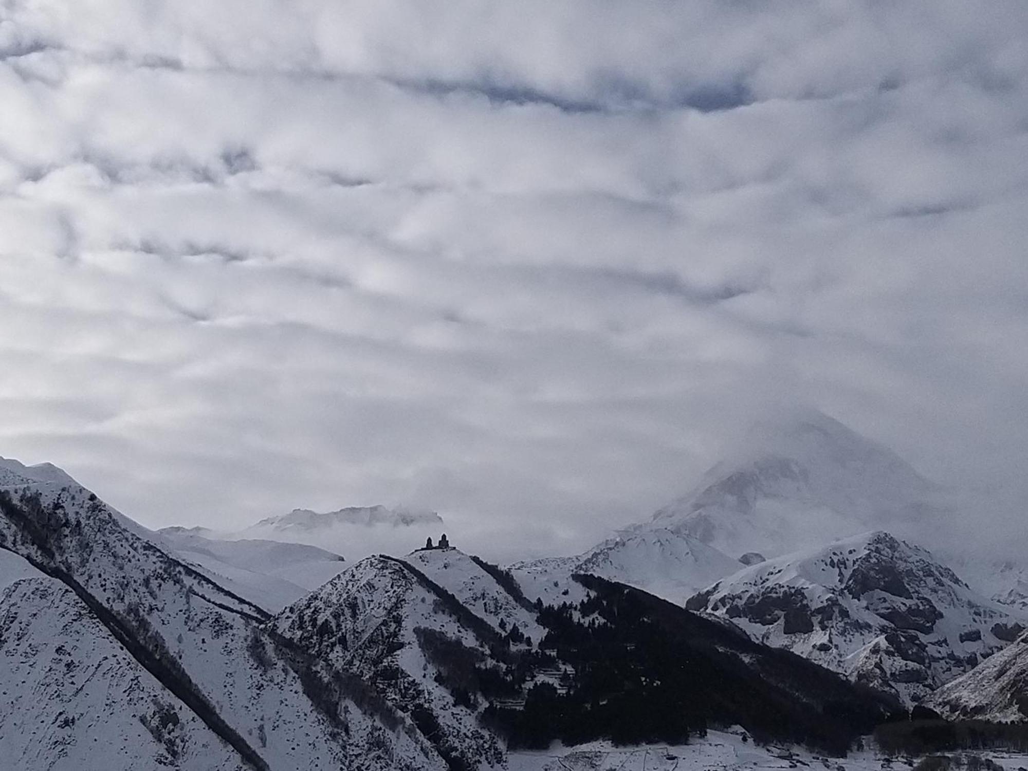 Апартаменти Emotion Kazbegi Номер фото
